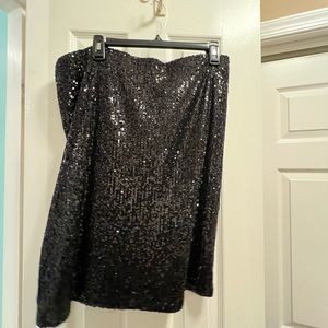 Black sequins skirt size xl